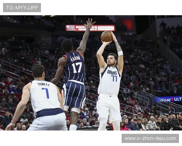 东契奇再展神奇突破，独行侠逆转局势